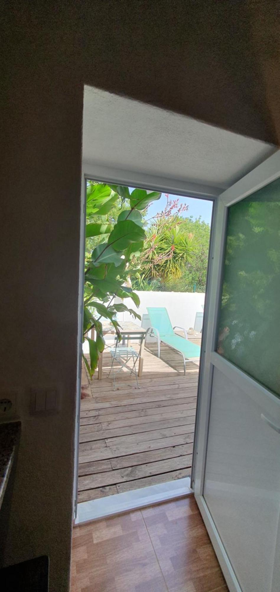 Beautiful House In Stunning Nature, 22 Minutes From Beaches, 5 Minutes To Lake, Air Condition Cool And Heat, And Very Fast Internet In All Rooms, Dishwasher, Washing Machine And Induction Cooking 西尔韦斯 外观 照片